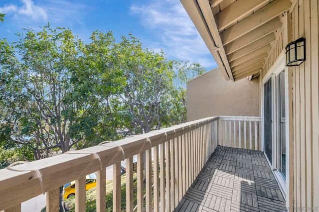 7700 Parkway Dr 17, La Mesa, CA 91942