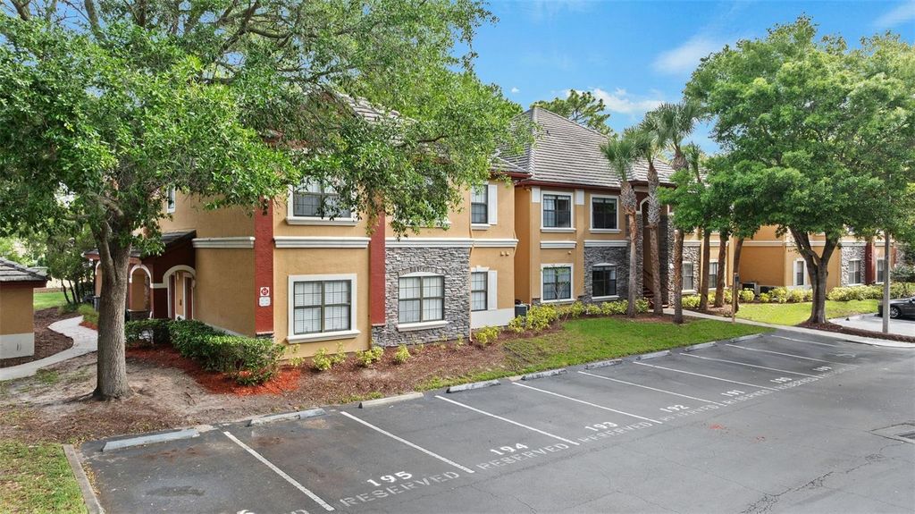 2141 PORTOFINO PLACE 8-2826, Palm Harbor, FL 34683