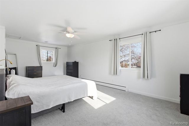 24050 Lakewood Street, Saint Clair Shores, MI 48082