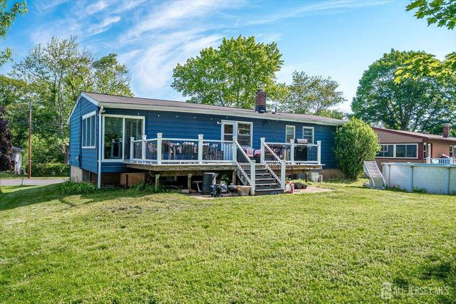 12 Gales Road, Edison, NJ 08837