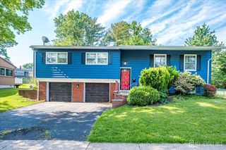 12 Gales Road, Edison, NJ 08837