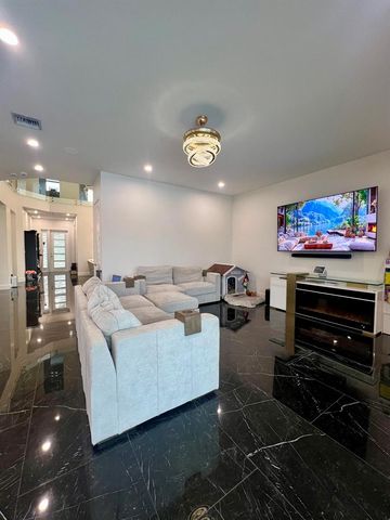 8573 Crystal Downs Avenue, Boca Raton, FL 33434