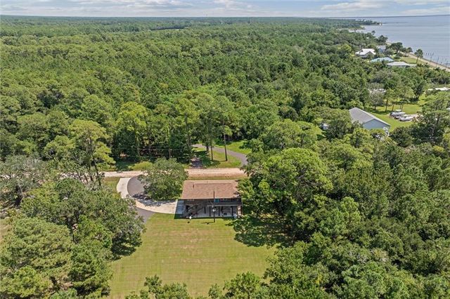 14850 Kennedy Lane, Coden, AL 36523