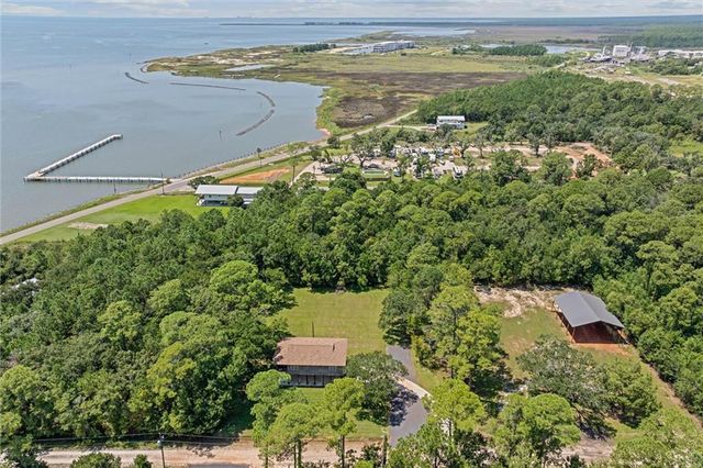 14850 Kennedy Lane, Coden, AL 36523