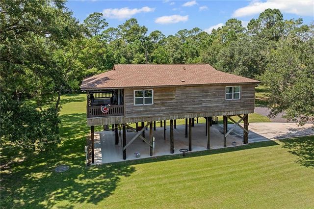 14850 Kennedy Lane, Coden, AL 36523