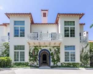 236 Phipps Plaza D, Palm Beach, FL 33480
