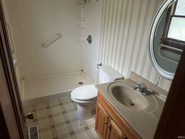 1225 W 9th Street, Rochester, IN 46975