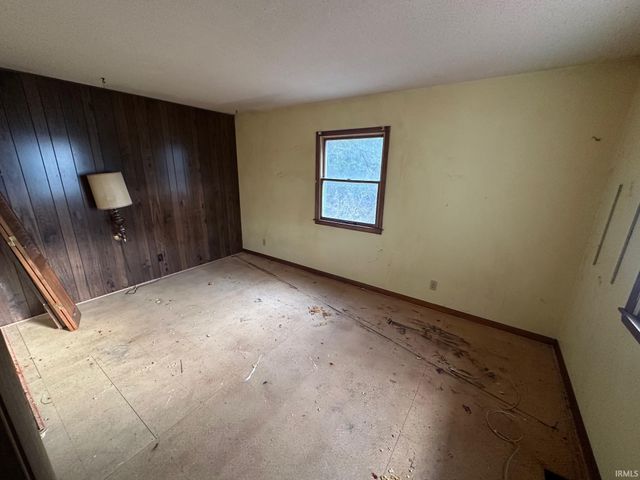 1225 W 9th Street, Rochester, IN 46975