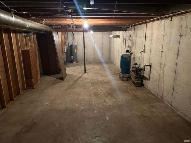 1225 W 9th Street, Rochester, IN 46975