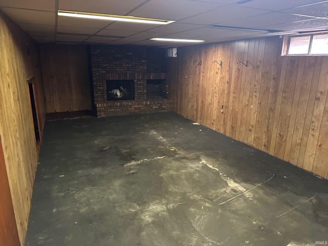 1225 W 9th Street, Rochester, IN 46975