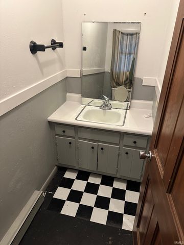 1225 W 9th Street, Rochester, IN 46975