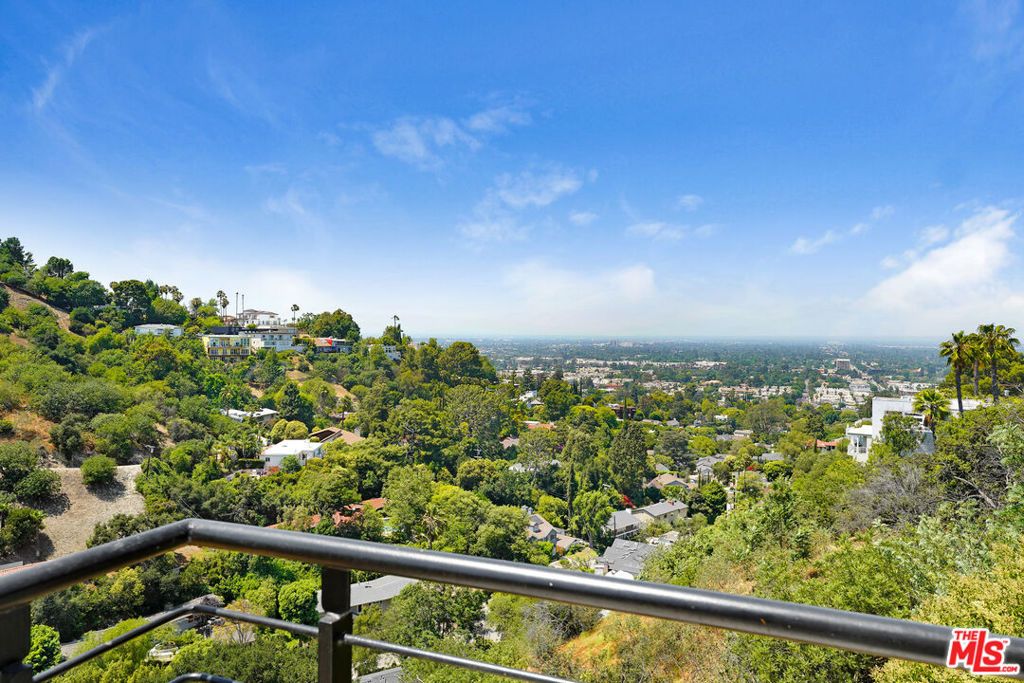 3761 Glenridge Drive, Sherman Oaks, CA 91423 — photo 2