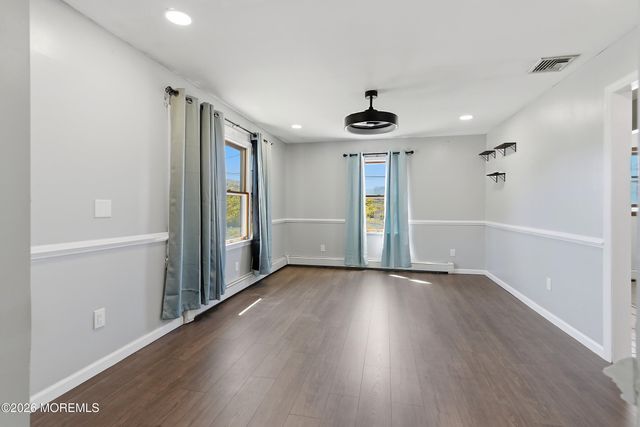 225 Isabelle Avenue, Union Beach, NJ 07735