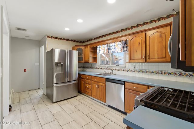 225 Isabelle Avenue, Union Beach, NJ 07735