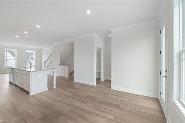 12 Bracewell LN, Yorktown, VA 23692