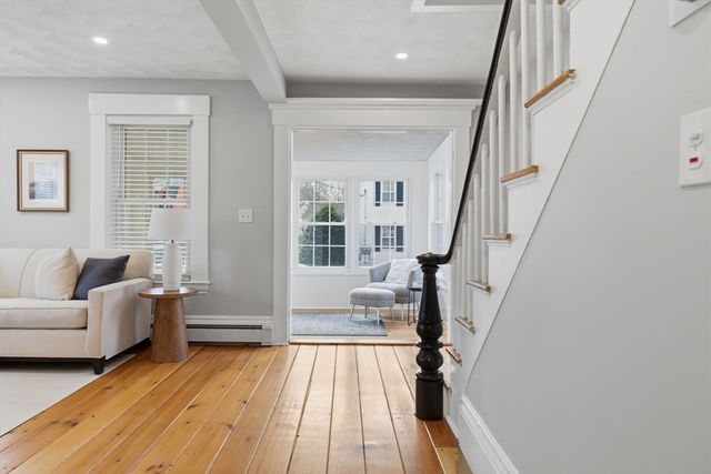 212 West Street 1, Reading, MA 01867