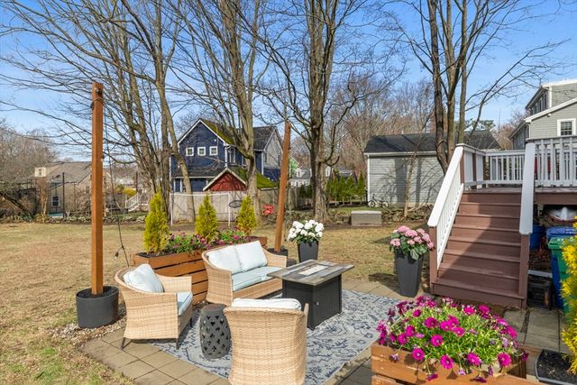 212 West Street 1, Reading, MA 01867