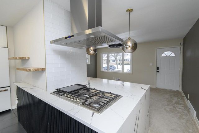 2858 S 93rd STREET, West Allis, WI 53227