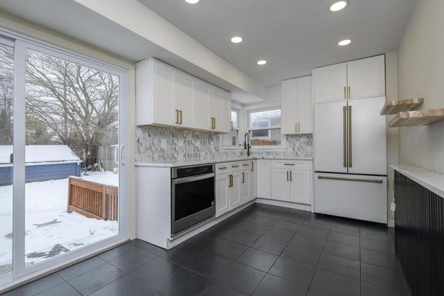 2858 S 93rd STREET, West Allis, WI 53227