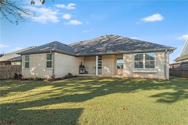 3291 Rosecomb Street, Springdale, AR 72764