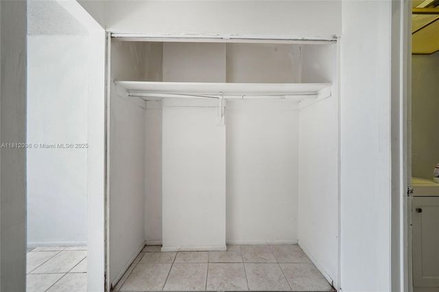 12500 NE 15th Ave 402, North Miami, FL 33161