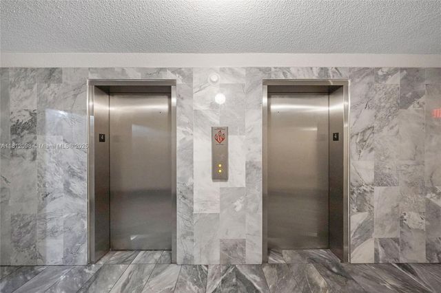 12500 NE 15th Ave 402, North Miami, FL 33161