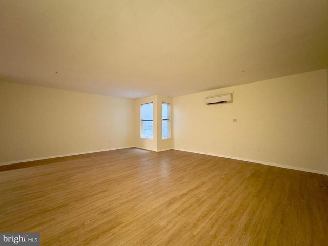 415 N HOWARD ST #102, Baltimore, MD 21201