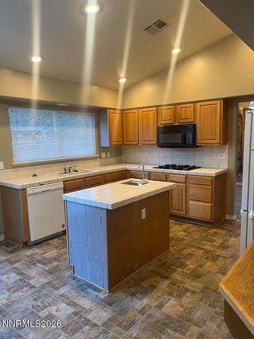 6513 Evans Creek Drive, Reno, NV 89519