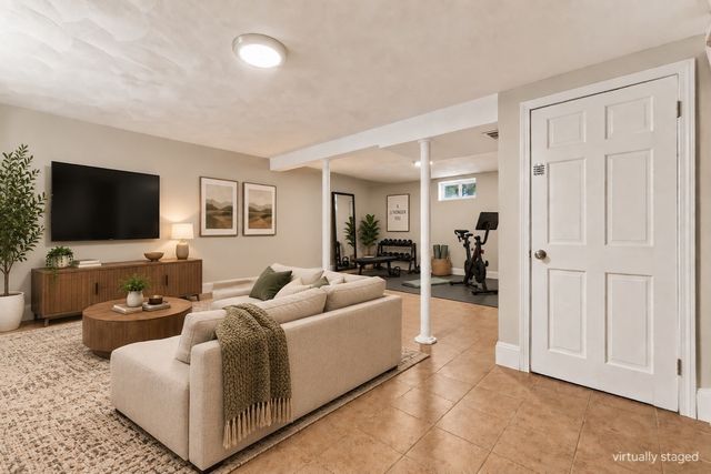 3 Lantern Lane, Woburn, MA 01801