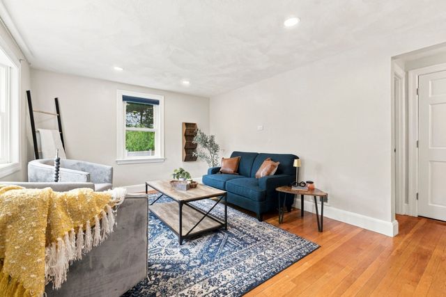 3 Lantern Lane, Woburn, MA 01801