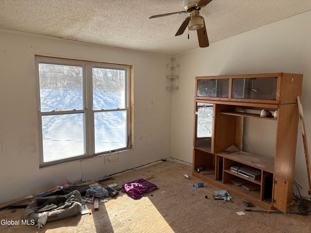 2087 Coach Road, Argyle, NY 12809