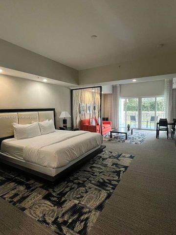 5300 NW 87th Ave 307, Doral, FL 33178