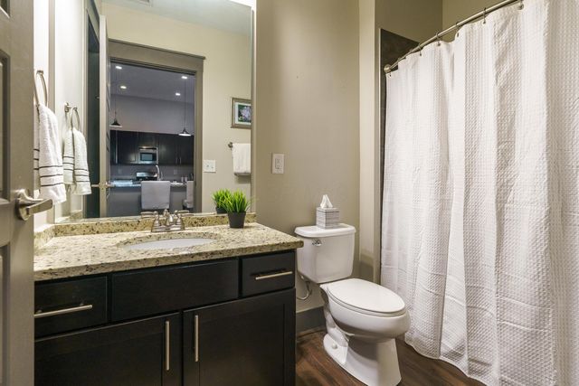 570 S Front Street, 104, Columbus, OH 43215