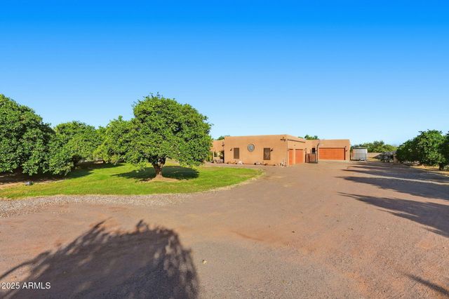 17244 E CHESTNUT Drive, Queen Creek, AZ 85142