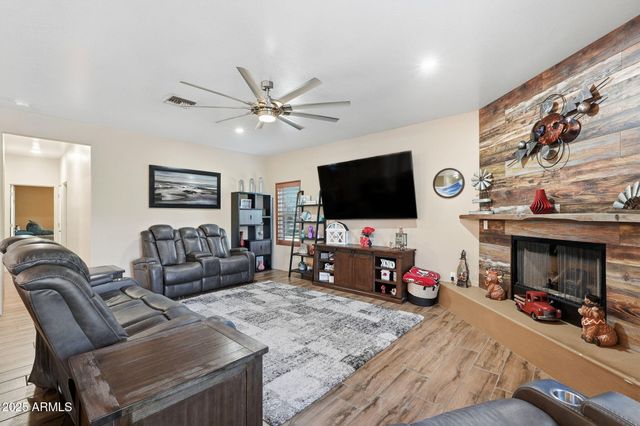 17244 E CHESTNUT Drive, Queen Creek, AZ 85142