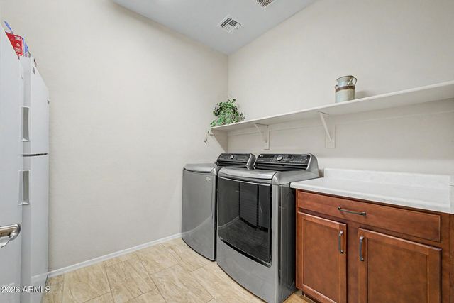 17340 W GAMBIT Trail, Surprise, AZ 85387