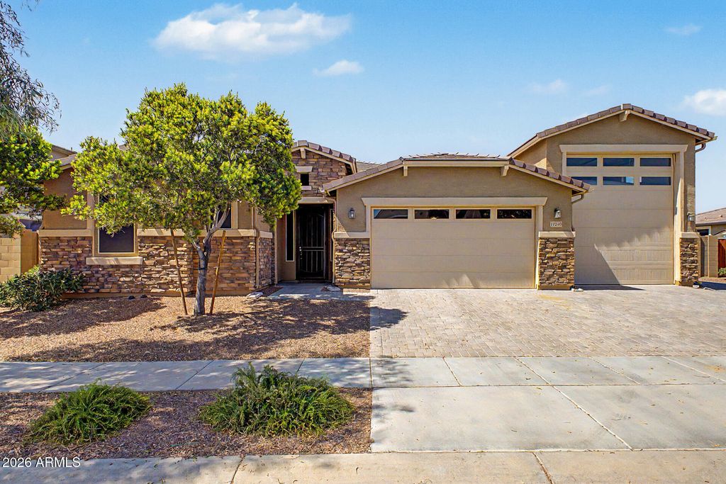 17340 W GAMBIT Trail, Surprise, AZ 85387