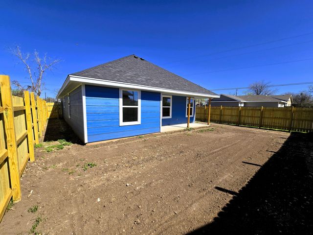 701 W 16th Street, San Angelo, TX 76903