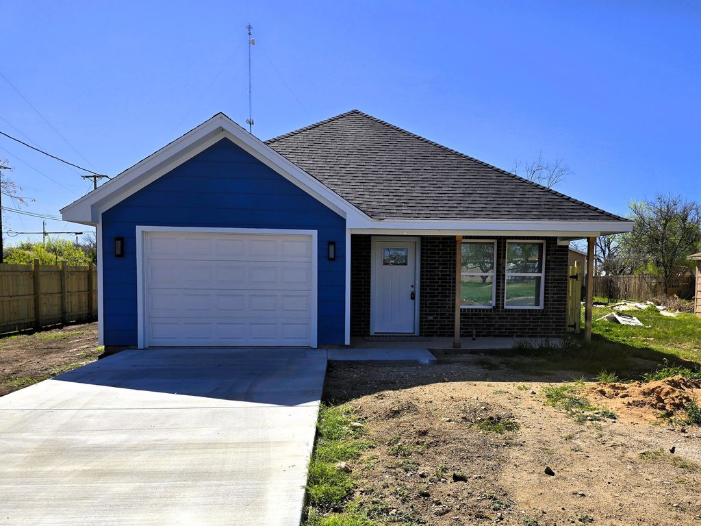 701 W 16th Street, San Angelo, TX 76903