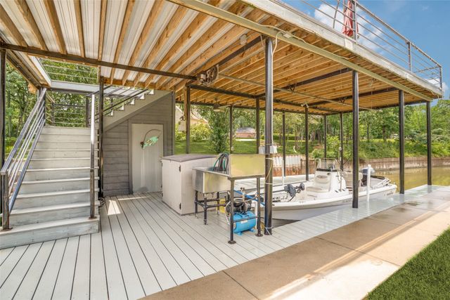 109 Autumn Wood Trail, Gun Barrel City, TX 75156
