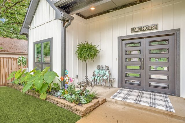 109 Autumn Wood Trail, Gun Barrel City, TX 75156