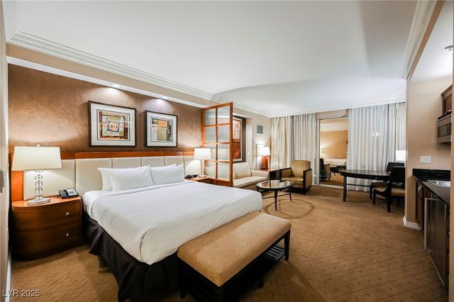 125 East HARMON Avenue 1405, Las Vegas, NV 89109