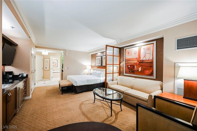 125 East HARMON Avenue 1405, Las Vegas, NV 89109