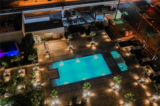 125 East HARMON Avenue 1405, Las Vegas, NV 89109