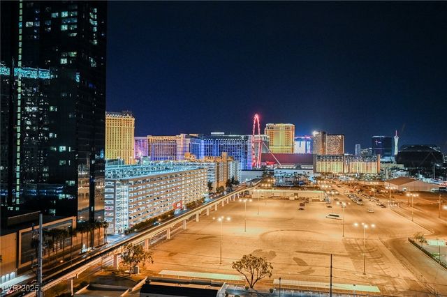 125 East HARMON Avenue 1405, Las Vegas, NV 89109