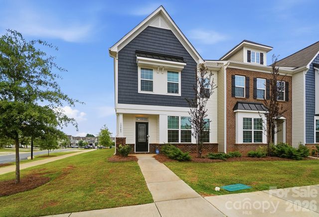 13905 Castle Nook Drive, Charlotte, NC 28273