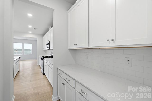 13905 Castle Nook Drive, Charlotte, NC 28273