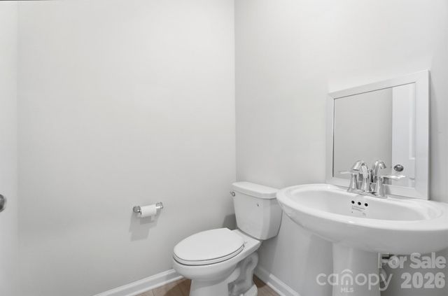 13905 Castle Nook Drive, Charlotte, NC 28273