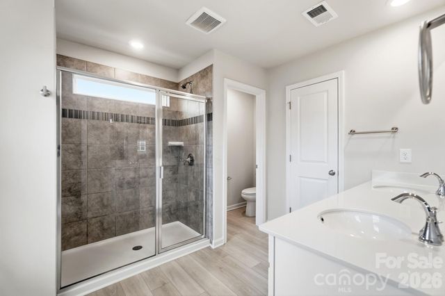 13905 Castle Nook Drive, Charlotte, NC 28273