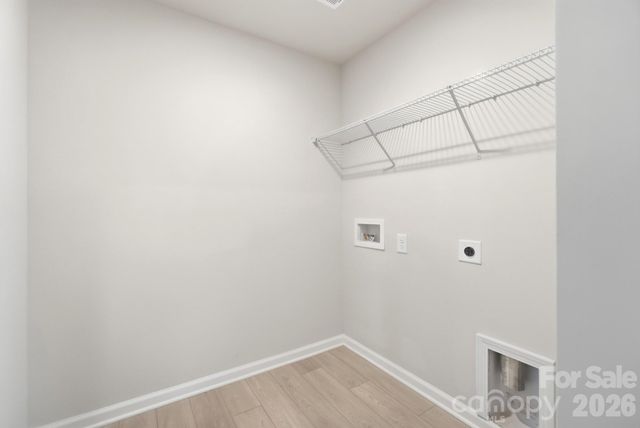 13905 Castle Nook Drive, Charlotte, NC 28273
